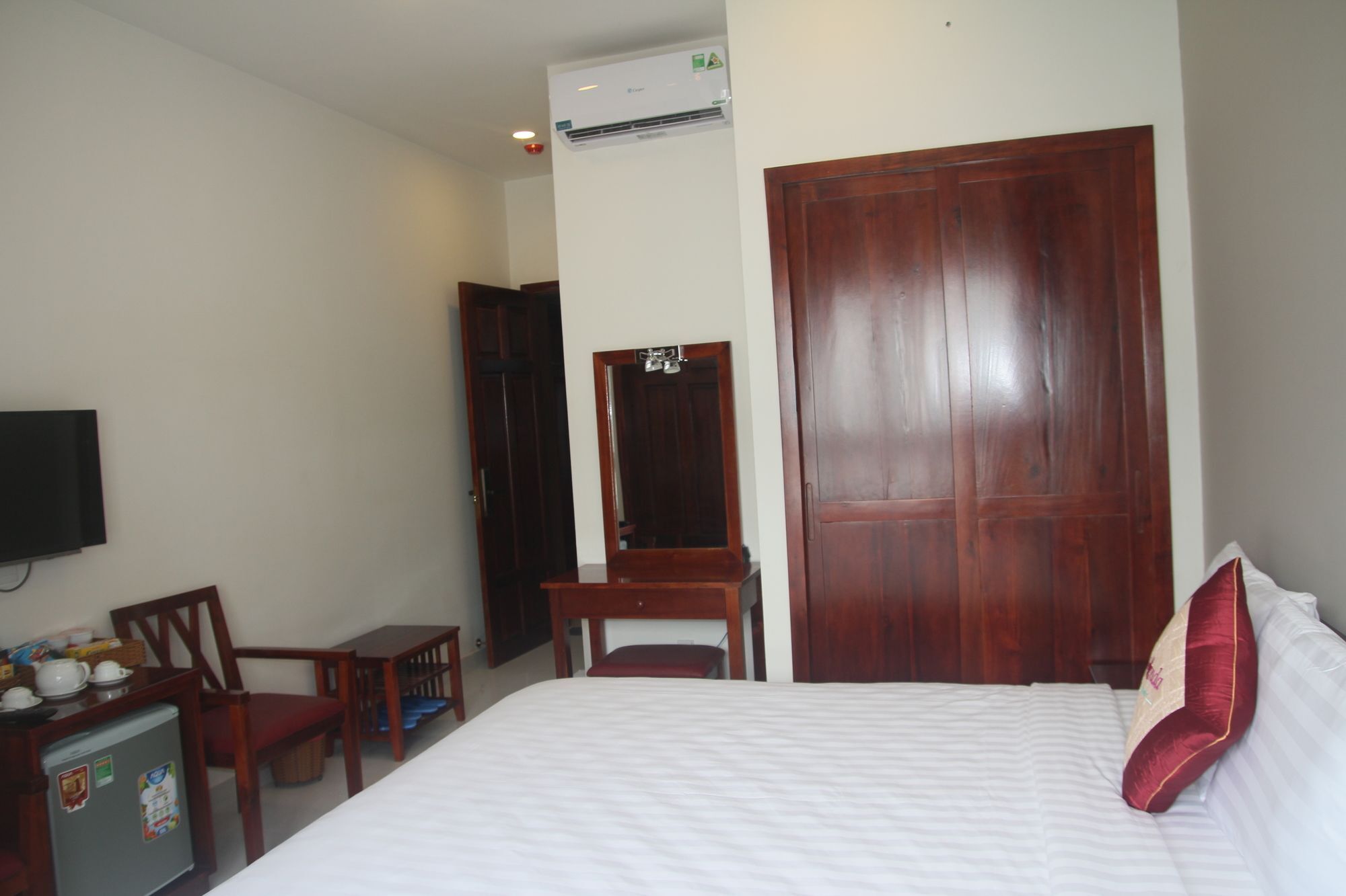 Vanda Hotel דואונג דונג מראה חיצוני תמונה